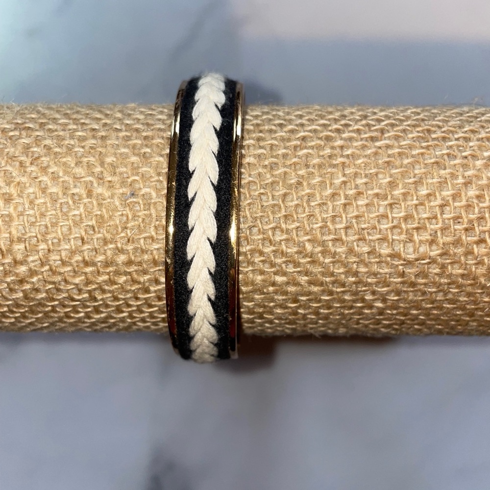 Stella & Dot Illuminate Cuff bracelet